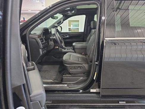 Used 2024 Chevrolet Tahoe High Country w/ Advanced Technology Package AWD/4WD image 23