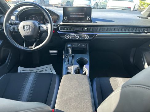 Used 2024 Honda Civic Sport image 10