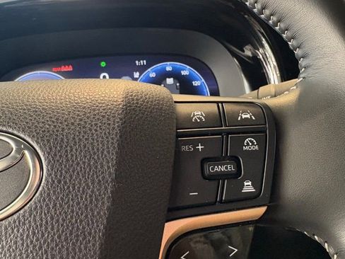 Used 2024 Toyota Crown XLE image 17