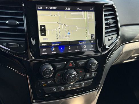 Used 2021 Jeep Grand Cherokee Limited X image 23