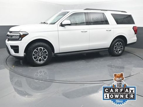 Used 2024 Ford Expedition Max XLT AWD/4WD image 2