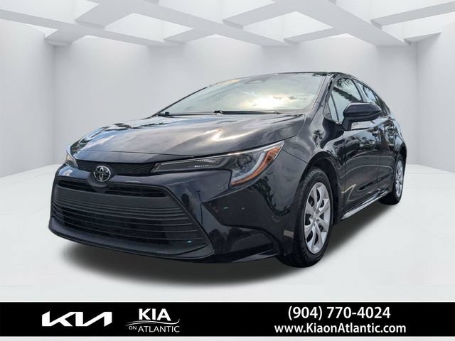 Used 2024 Toyota Corolla LE FWD image 7