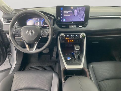 Used 2024 Toyota RAV4 Limited image 10