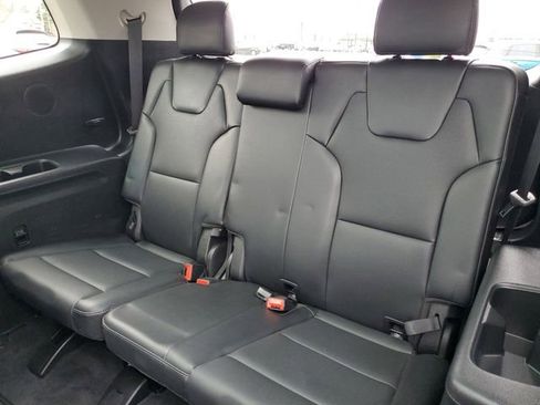Used 2022 Kia Telluride SX w/ SX Prestige Package image 14