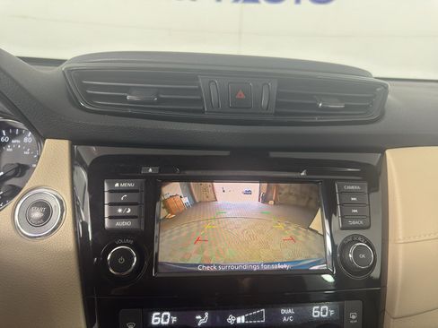 Used 2020 Nissan Rogue SV AWD/4WD image 27