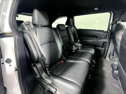 Used 2025 Honda Odyssey Sport-L image 27