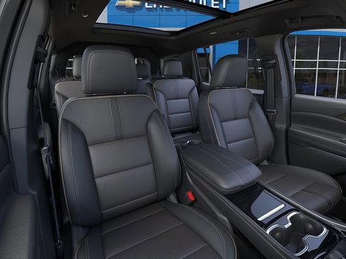 New 2026 Chevrolet Traverse High Country AWD/4WD image 16