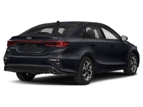 Used 2021 Kia Forte LXS FWD image 2