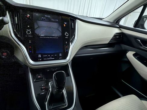 Used 2021 Subaru Outback Premium image 15