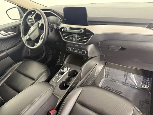 Used 2020 Ford Escape SEL FWD image 11