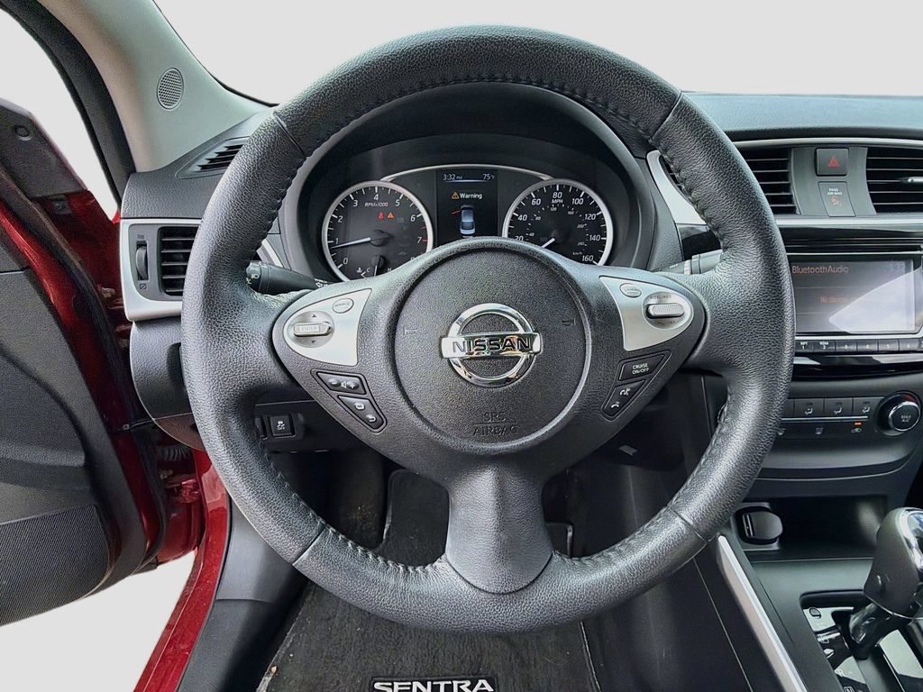 Used 2017 Nissan Sentra SV w/ Style Package FWD image 11