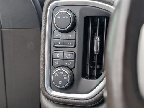 Used 2022 Chevrolet Silverado 1500 RST w/ Z71 Off-Road Package image 25