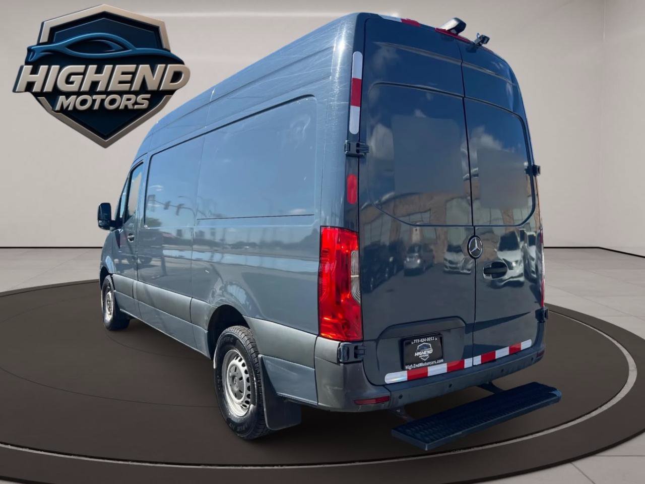 Used 2019 Mercedes-Benz Sprinter 144 image 4