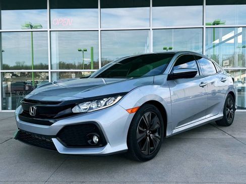 Used 2017 Honda Civic EX image 3