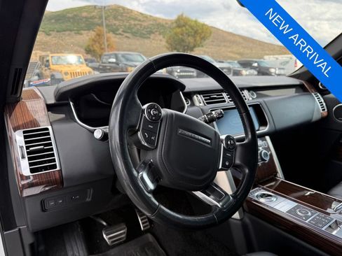 Used 2017 Land Rover Range Rover Supercharged AWD/4WD image 12