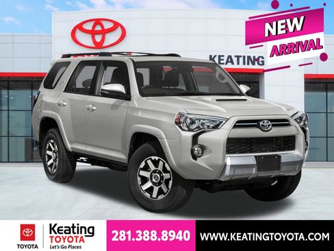 Used 2022 Toyota 4Runner SR5 RWD image 1