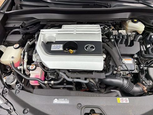 Used 2019 Lexus UX 250h image 29