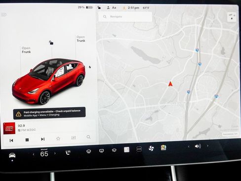 Used 2021 Tesla Model Y Long Range image 22