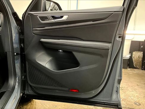 New 2026 Volkswagen Atlas Cross Sport SEL Premium R-Line image 30