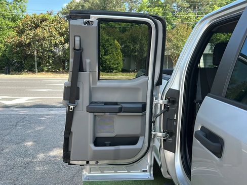 Used 2018 Ford F150 XL w/ Equipment Group 101A Mid AWD/4WD image 22