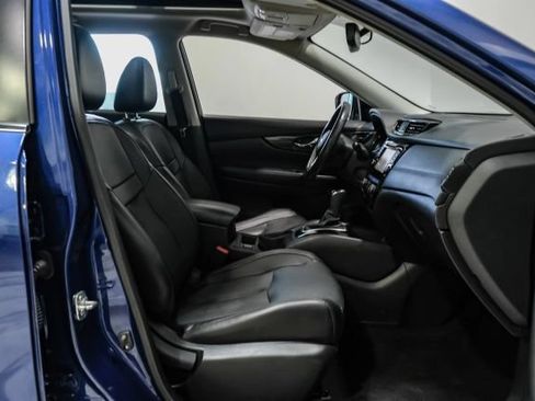 Used 2017 Nissan Rogue SL w/ SL Premium Package FWD image 33