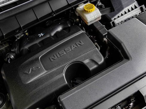 Certified 2024 Nissan Pathfinder SL image 29