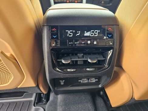 Used 2023 Jeep Grand Cherokee L Summit w/ Advanced Protech Group IV image 15