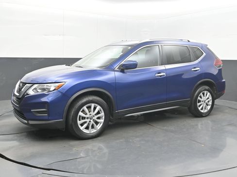 Used 2019 Nissan Rogue SV AWD/4WD image 4