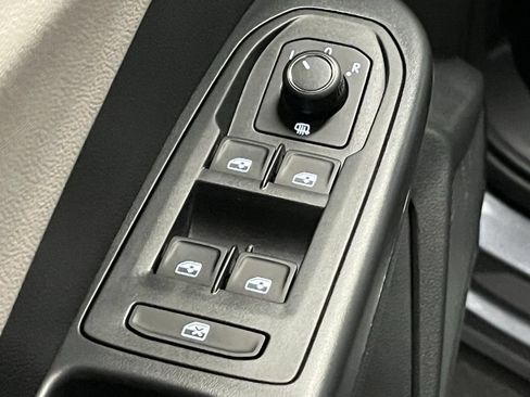 New 2026 Volkswagen Taos S AWD/4WD image 15
