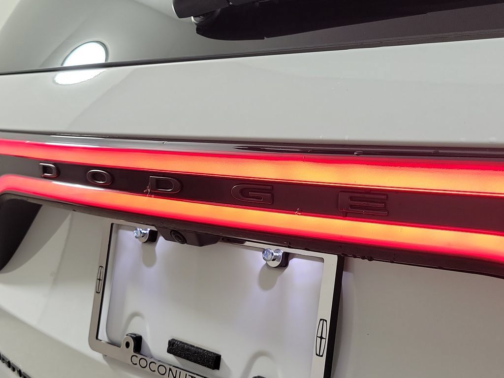 Used 2023 Dodge Durango R/T RWD image 5