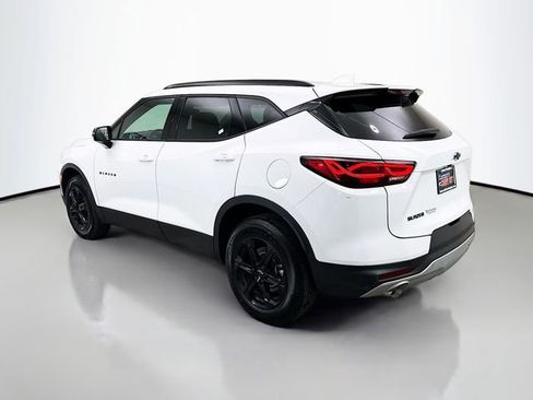 Used 2025 Chevrolet Blazer LT w/ Midnight/Sport Edition image 8