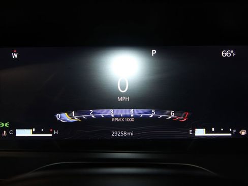 Used 2022 Jeep Grand Cherokee Laredo w/ Luxury Tech Group I image 10