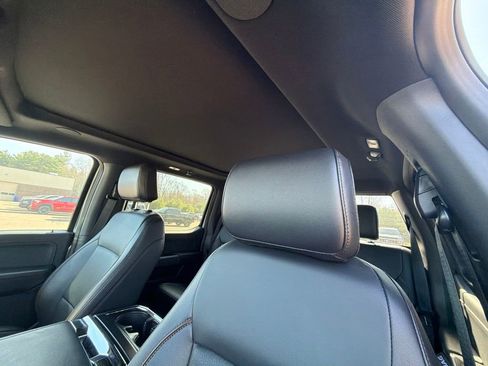 Used 2025 Ford F150 Lariat w/ Equipment Group 502A High AWD/4WD image 15