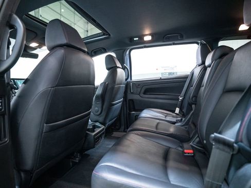 Used 2023 Honda Odyssey Sport image 38