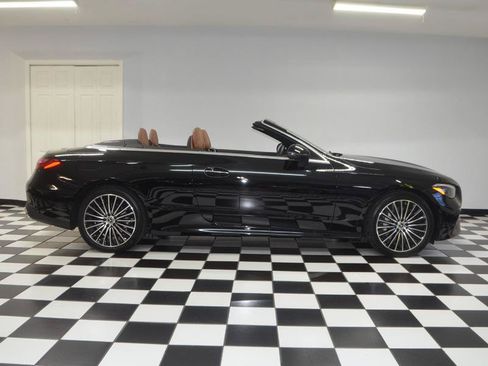 Used 2024 Mercedes-Benz CLE 450 4MATIC Cabriolet w/ Driver Assistance Package image 11