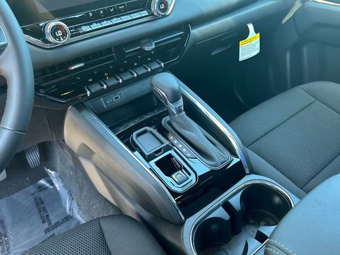 New 2026 GMC Canyon Elevation w/ Convenience Package image 17