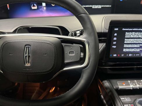Certified 2026 Lincoln Nautilus Premier w/ Jet Appearance Package AWD/4WD image 12
