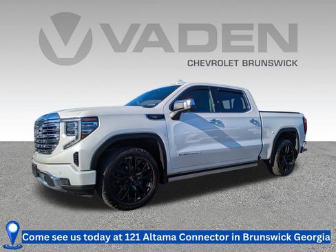 Used 2022 GMC Sierra 1500 Denali w/ Denali Carbonpro Edition image 1