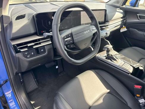 New 2026 Kia Sportage SX FWD image 23