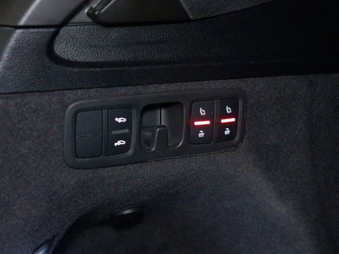 Used 2020 Audi SQ7 Prestige image 28