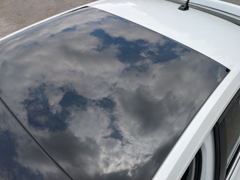 Used 2025 Volkswagen Jetta SE w/ Sunroof Package FWD image 14