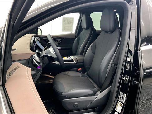 Used 2026 Mercedes-Benz EQE 320 4MATIC SUV image 16