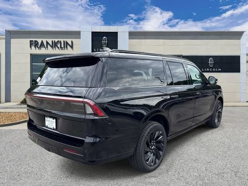 New 2026 Lincoln Navigator L Reserve AWD/4WD image 7