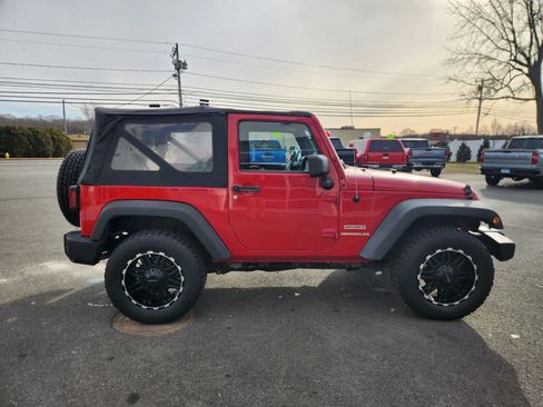 Used 2012 Jeep Wrangler Sport image 15