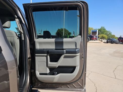 Used 2020 Ford F250 XL w/ STX Appearance Package AWD/4WD image 16