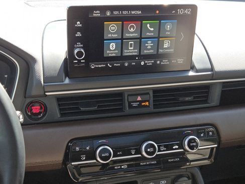 Certified 2025 Honda Pilot Elite image 38