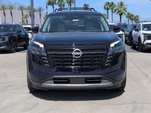 New 2026 Nissan Pathfinder SL AWD/4WD image 7