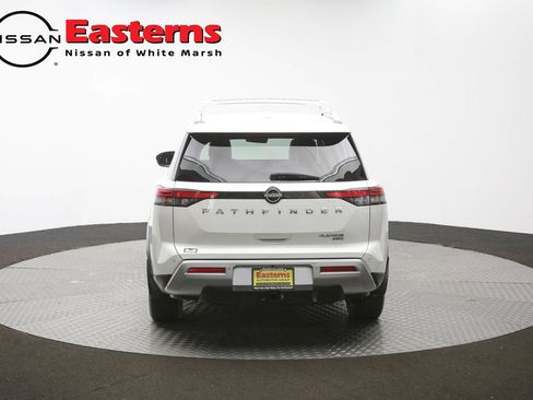 Used 2023 Nissan Pathfinder Platinum AWD/4WD image 39