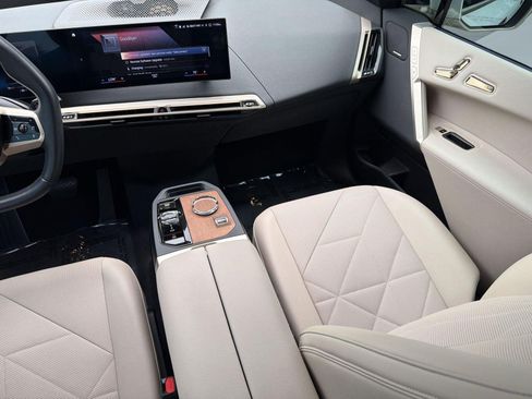 Certified 2023 BMW iX xDrive50 w/ Premium Package AWD/4WD image 29