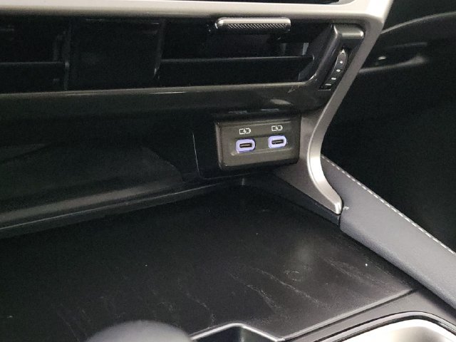 Used 2024 Lexus RX 350 FWD w/ Technology Package image 33